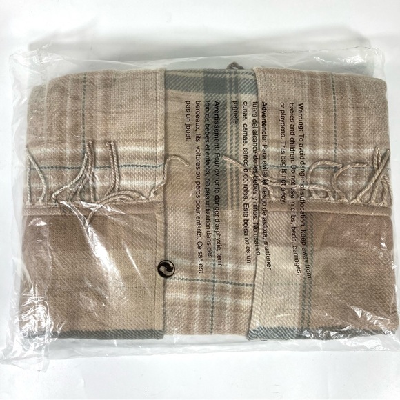 Steve Madden Tartan Ruana Kimono Cover Up with Fringe One Size Beige Ivory NEW - Picture 8 of 8